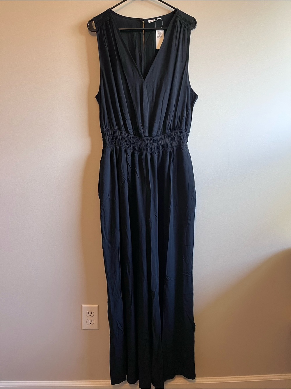 Gap Sleeveless V-Neck Wide Leg Black Jumpsuit